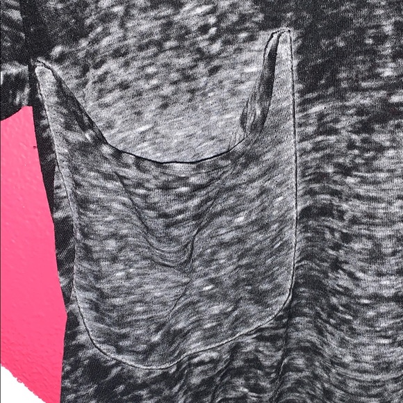 Grey V-Neck - Picture 6 of 6